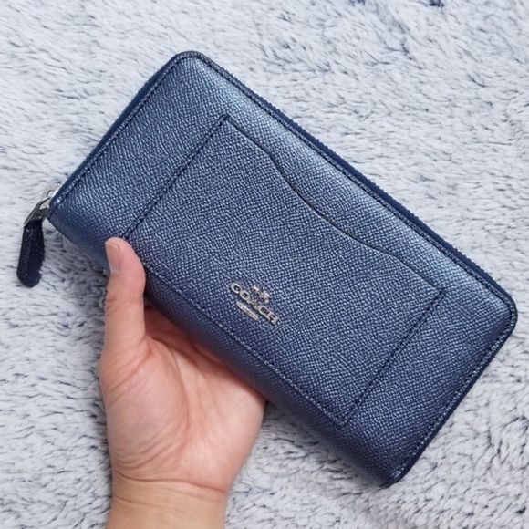 Coach Handbags - NWT COACH METALLIC BLUE ACCORDION WALLET